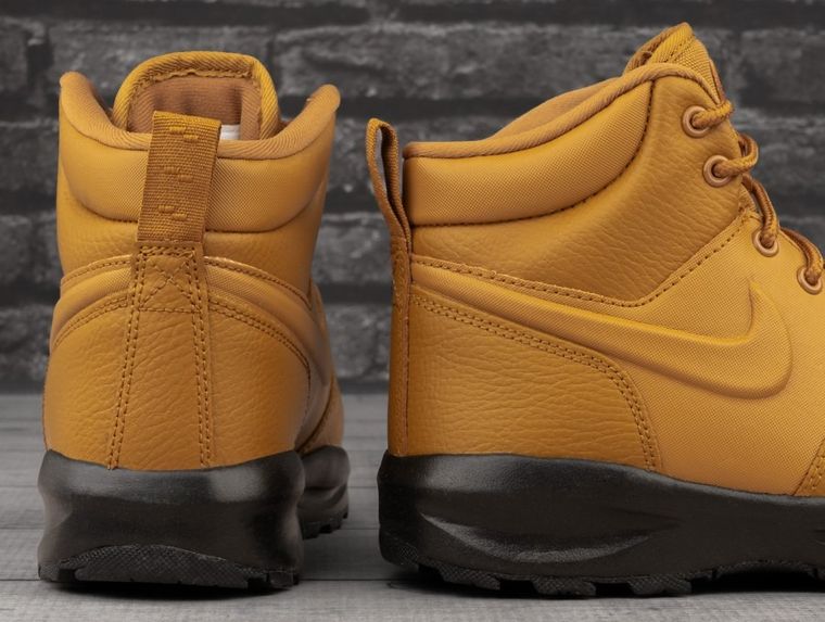Buty zimowe dziecięce, brązowe, Nike Manoa