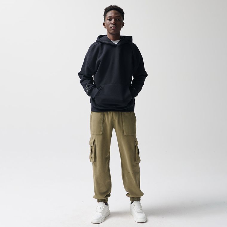 Spodnie dresowe z kieszeniami cargo NOWEAR