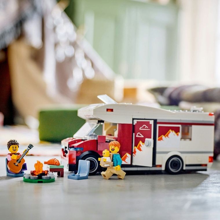 LEGO City, Wakacyjny kamper pełen przygód, 60454