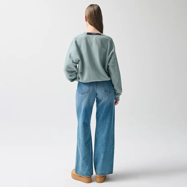 Miętowa bluza o kroju cropp NOWEAR